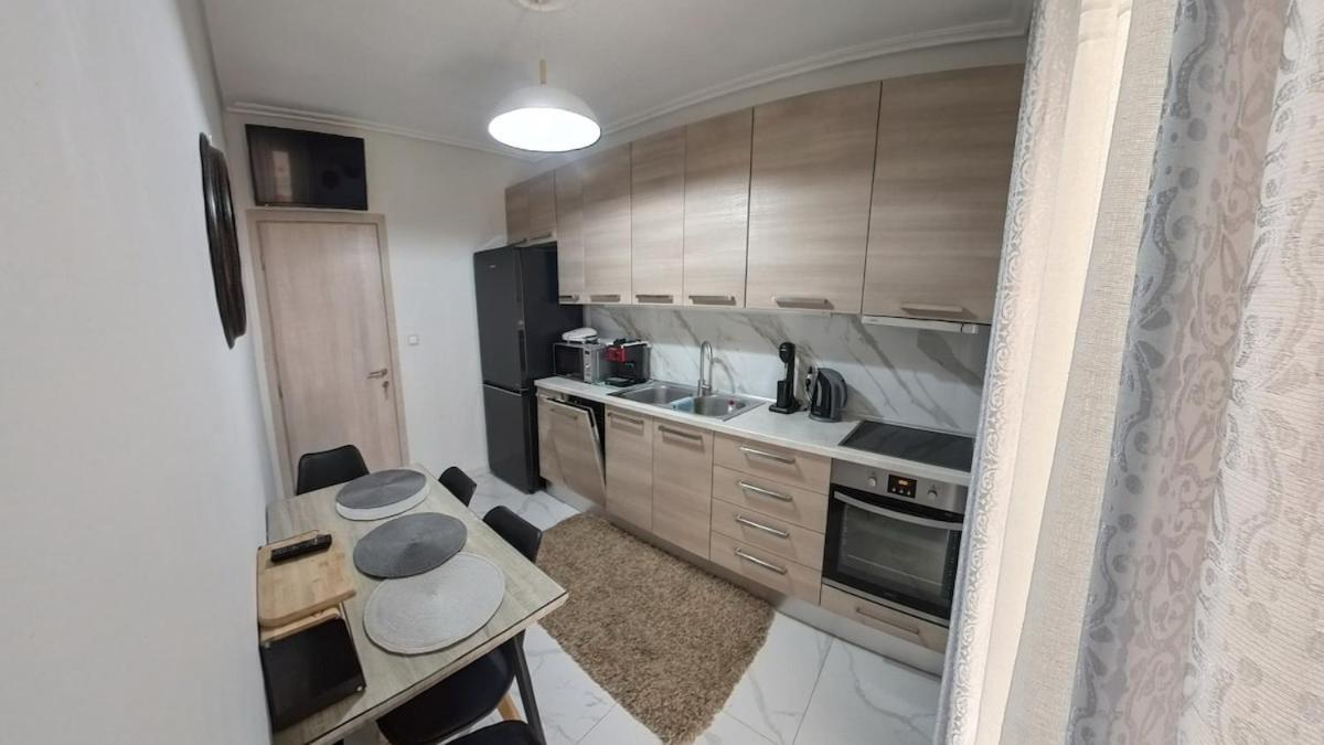 Cozy Sea View Apartment In Paralia Exterior photo